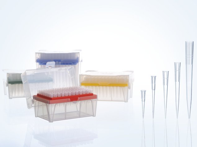 Pipette tips in different sizes and packed in racks and refill units
